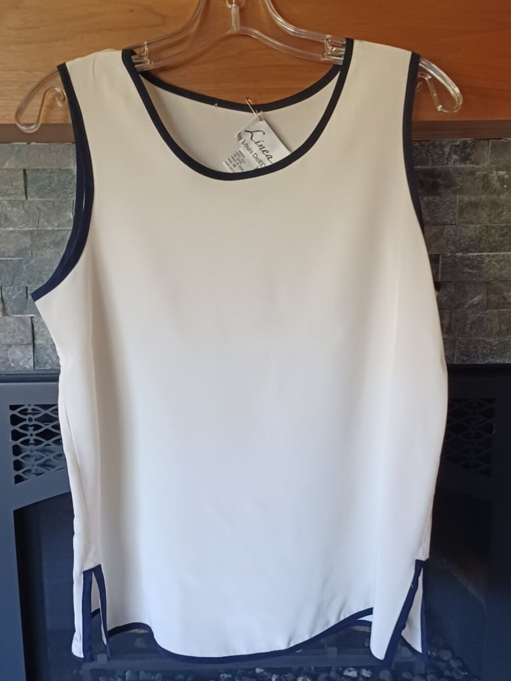 Linea by Louis Dell'Olio 100% Silk Ivory w/blk trim Tank Sleeveless Pullover M